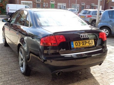 Audi A4 - 2.0 - 1