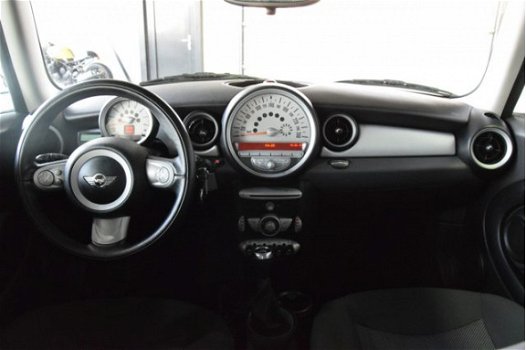 Mini Mini One - 1.4 Pepper Airco Cruise Control Rijklaarprijs Inruil Mogelijk - 1