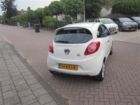 Ford Ka - 1.2 Titanium 66134 km nap boekjes sleutels - 1