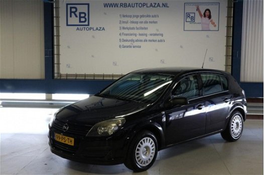 Opel Astra - 1.6 Essentia AUTOMAAT / AIRCO / NAP KM STAND - 1