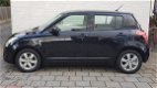 Suzuki Swift - 1.3 5DRS SHOGUN AIRCO zeer mooi - 1 - Thumbnail