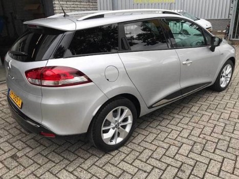 Renault Clio Estate - TCe 120 Limited - 1