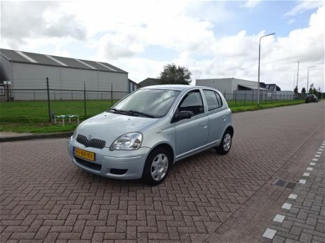 Toyota Yaris - 1.3 VVT-i Idols 5 deurs/Airco/met boekjes en NAP - 1