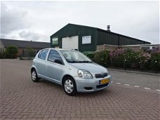 Toyota Yaris - 1.3 VVT-i Idols 5 deurs/Airco/met boekjes en NAP