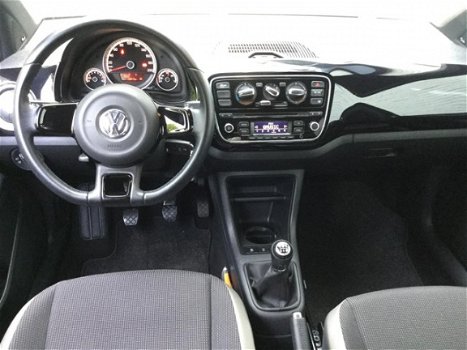 Volkswagen Up! - 1.0 60PK High up - 1