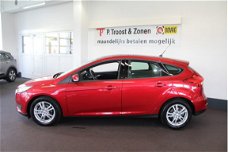 Ford Focus - 1.0 TREND airco / navigatie / cruise control / zeer lage km-stand