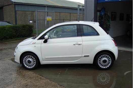 Fiat 500 - 1.2 Lounge *AUTOMAAT*AIRCO*PANO DAK*LM VELGEN*NED AUTO*ZEER NETJES - 1