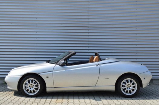 Alfa Romeo Spider - 2.0-16V T.Spark L APK 21-8-2020 APK NIEUW INRUIL MOGELIJK - 1