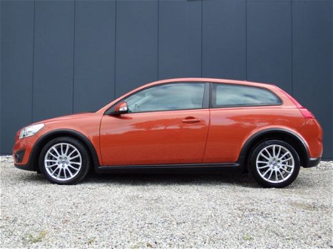 Volvo C30 - 2.0D Summum NAVIGATIE / LEREN BEKLEDING / 17 INCH LM VELGEN - 1