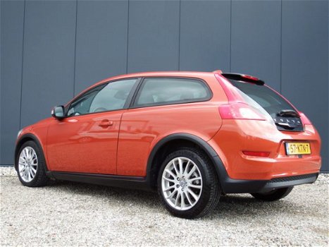 Volvo C30 - 2.0D Summum NAVIGATIE / LEREN BEKLEDING / 17 INCH LM VELGEN - 1