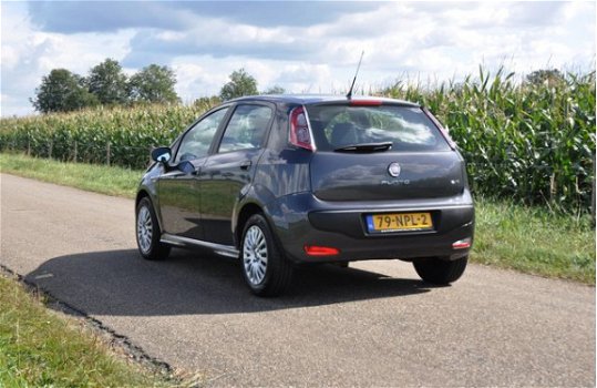 Fiat Punto Evo - 1.3 M-Jet Dynamic ................Verkocht................. - 1