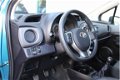 Toyota Yaris - 1.3 VVT-i 5DR Now AIRCO TREKH. LM VELGEN - 1 - Thumbnail