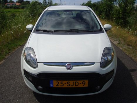 Fiat Punto Evo - 1.3 M-Jet Mylife 2011 5 DEURS NIEUWE APK - 1