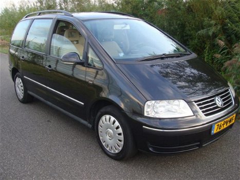 Volkswagen Sharan - INKOOP GEVRAAGD GOLF PASSAT T5 CADDY - 1