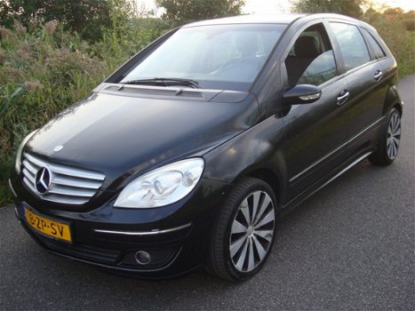 Mercedes-Benz B-klasse - 170 B170 AIRCO LEDER BJ 2006 - 1