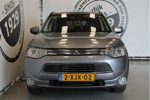 Mitsubishi Outlander - 2.0 PHEV Executive Edition XENON 1/2 LEDER NAVIGATIE CAMERA Prijs is excl BTW - 1