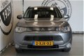 Mitsubishi Outlander - 2.0 PHEV Executive Edition XENON 1/2 LEDER NAVIGATIE CAMERA Prijs is excl BTW - 1 - Thumbnail