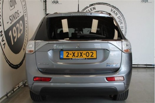 Mitsubishi Outlander - 2.0 PHEV Executive Edition XENON 1/2 LEDER NAVIGATIE CAMERA Prijs is excl BTW - 1