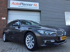 BMW 3-serie Touring - 316i Executive Dealer onderhouden