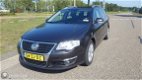 Volkswagen Passat Variant - 2.0 TDI Highline/clima/cruise/trekhaak - 1 - Thumbnail