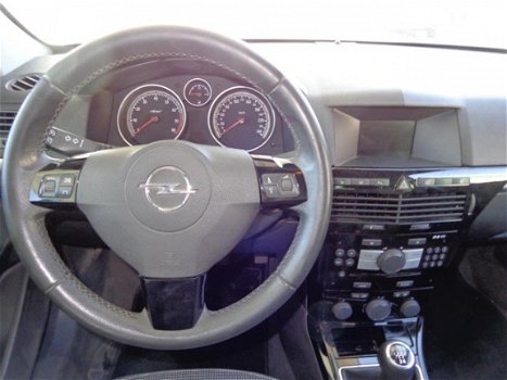 Opel Astra Wagon - 1.8 Cosmo / Cruise control / Climate control - 1