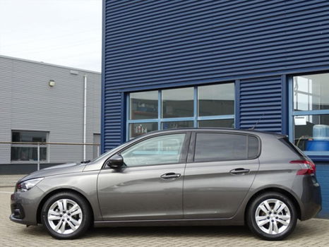 Peugeot 308 - 1.2 PURETECH 110PK SUBLIME, NAVIGATIE, BLUETOOTH, TREKHAAKACTIE - 1