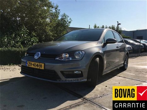 Volkswagen Golf - 1.2 TSI CUP R-line Navigatie | Cruise control | PDC | Climate control - 1
