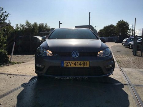 Volkswagen Golf - 1.2 TSI CUP R-line Navigatie | Cruise control | PDC | Climate control - 1