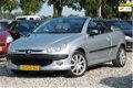 Peugeot 206 CC - 2.0-16V BJ2001 NAP/LEER/LMVELG/JBL/APK - 1 - Thumbnail