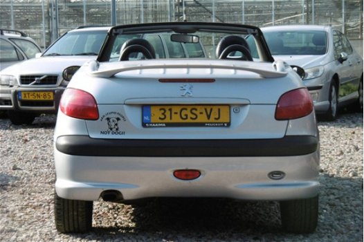 Peugeot 206 CC - 2.0-16V BJ2001 NAP/LEER/LMVELG/JBL/APK - 1