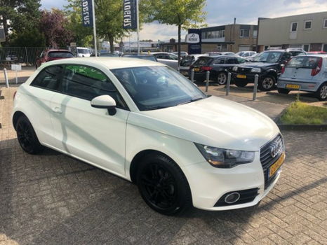 Audi A1 - 1.2 TFSI Attraction / garantie - 1