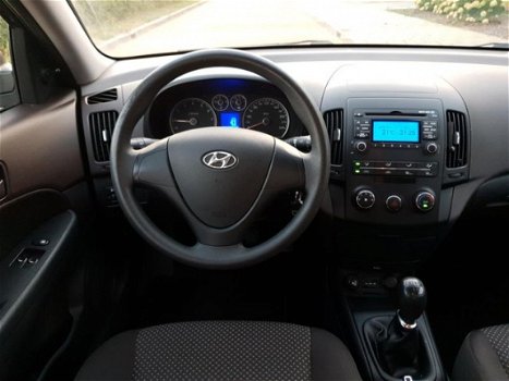 Hyundai i30 - met Airco en apk tot 2020 - 1