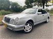 Mercedes-Benz E-klasse - 200 CDI Classic APK 23-03-2020, 2XSLEUTELS, AIRCO - 1 - Thumbnail