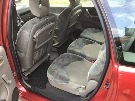 Citroën Xsara Picasso - 1.8I 16V - 1