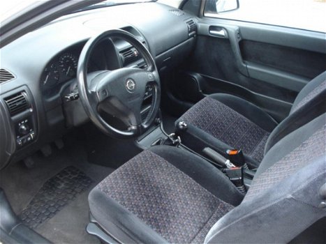 Opel Astra - 1.6 Comfort airco - 1