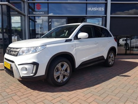 Suzuki Vitara - 1.6 Exclusive Trekhaak, Navigatie LM-velgen - 1