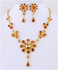 KETTING EN OORBELLEN GOUDKLEUR AMBER HONING KLEUR KRISTAL