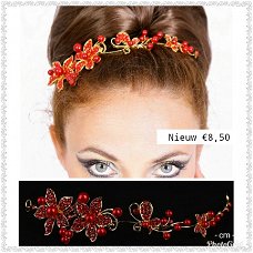 Haarcorsage diadeem met parels en kristal rood goudkleur