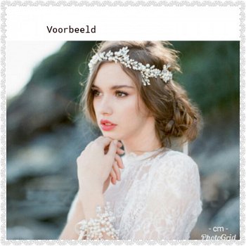 DIADEEM MET PARELS BLOEMEN EN BLAADJES GOUDKLEUR - 2