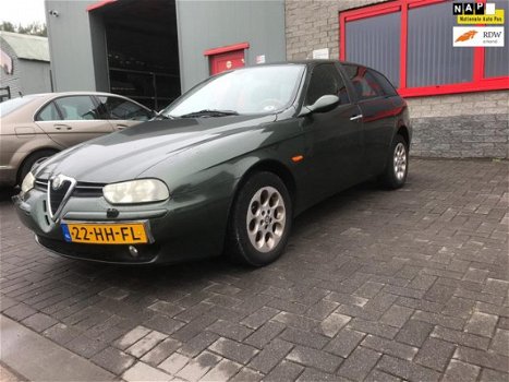 Alfa Romeo 156 Sportwagon - 1.6-16V T.Spark - 1