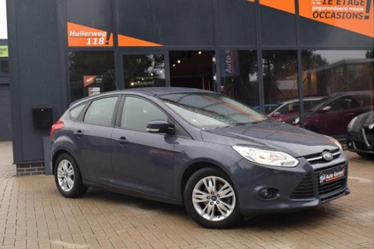 Ford Focus - 1.6 TI-VCT Titanium cruise contr/automaat/trekhaak - 1