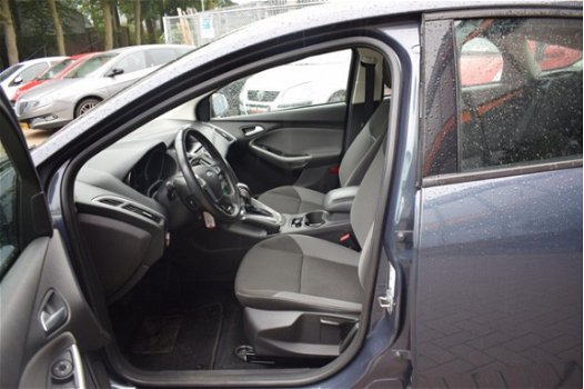 Ford Focus - 1.6 TI-VCT Titanium cruise contr/automaat/trekhaak - 1