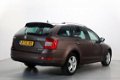 Skoda Octavia Combi - 1.6 TDI Greenline Businessline 6-bak Navi Climate Control ParkAssist 20ox Vw-A - 1 - Thumbnail