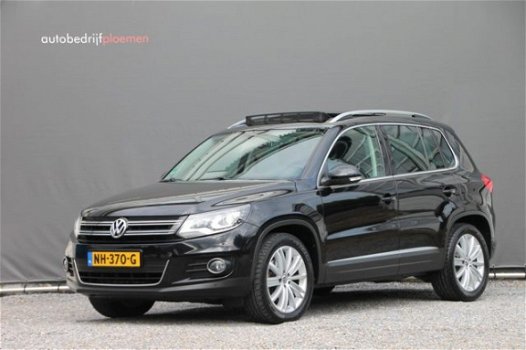 Volkswagen Tiguan - 1.4 TSI BMT Cup - 122 pk *Panorama / Xenon / Navi / Park Assist - 1