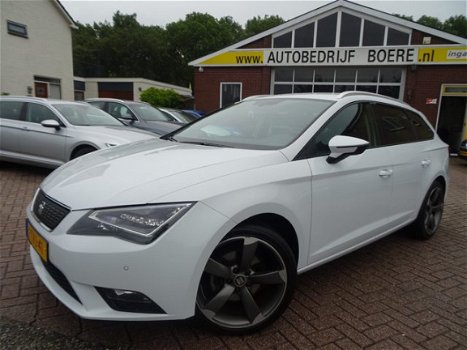 Seat Leon ST - 1.6 TDI Style Bns Navi, Led, 18''Lmv, Pdc v+a - 1