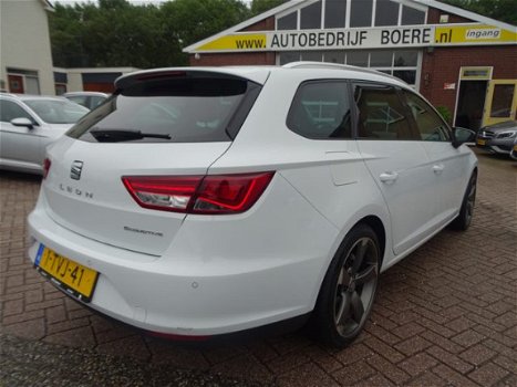 Seat Leon ST - 1.6 TDI Style Bns Navi, Led, 18''Lmv, Pdc v+a - 1