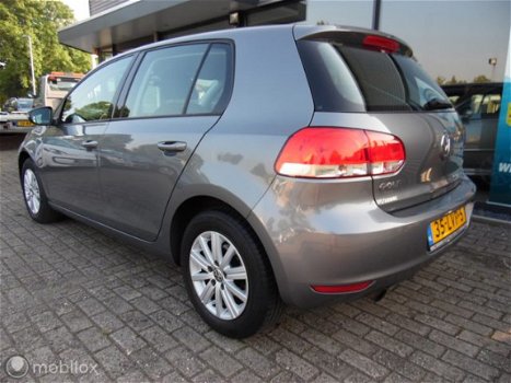 Volkswagen Golf - 1.2 TSI Tour II BlueMotion 1ste eigenaar navigatie 5 drs - 1