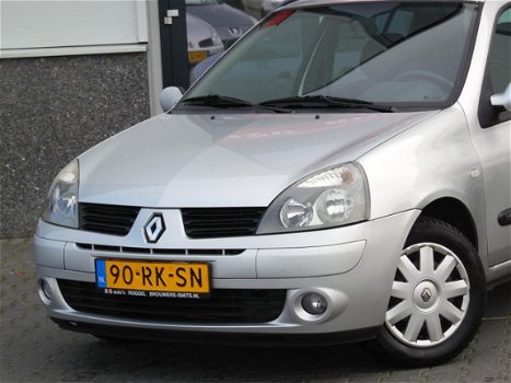 Renault Clio - 1.2-16V Authentique Comfort AIRCO NIEUWE APK (bj2005) - 1