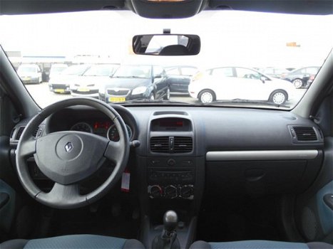 Renault Clio - 1.2-16V Authentique Comfort AIRCO NIEUWE APK (bj2005) - 1