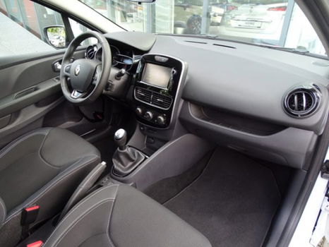 Renault Clio Estate - 0.9 TCe Zen | Navigatiesysteem | Cruise control | Airconditioning | - 1